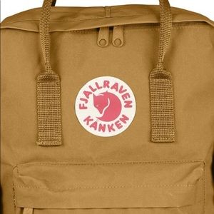 AUTHENTIC FJALLRAVEN KANKEN BACKPACK 🔥